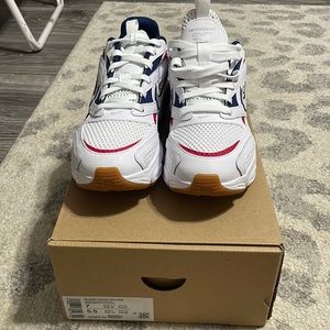 Women Nike air zoom fire